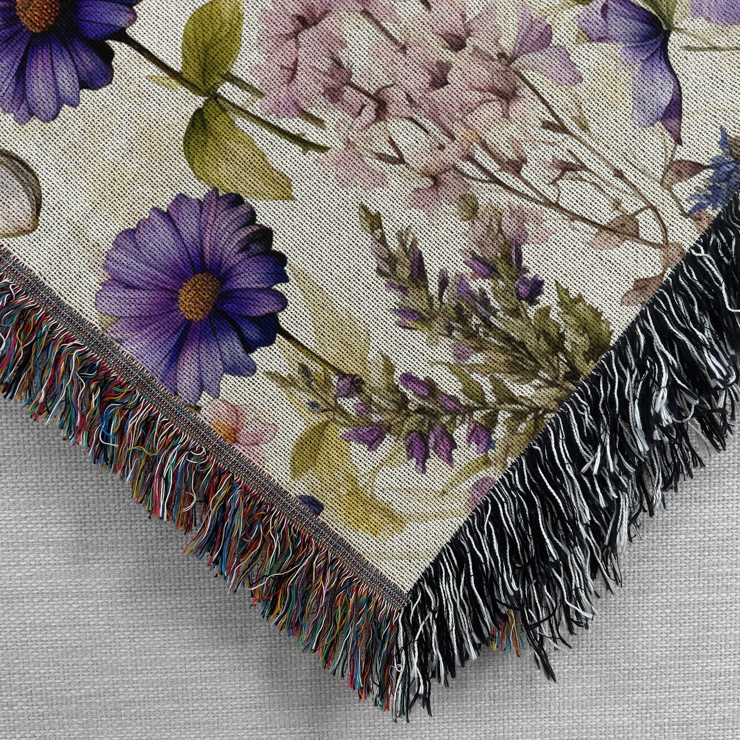 Floral Woven Blanket - Vintage Botanical Tapestry with Fringe Edge - Home Decor, Boho Throw, Cozy Bedding, Unique Gift Idea, Botanical